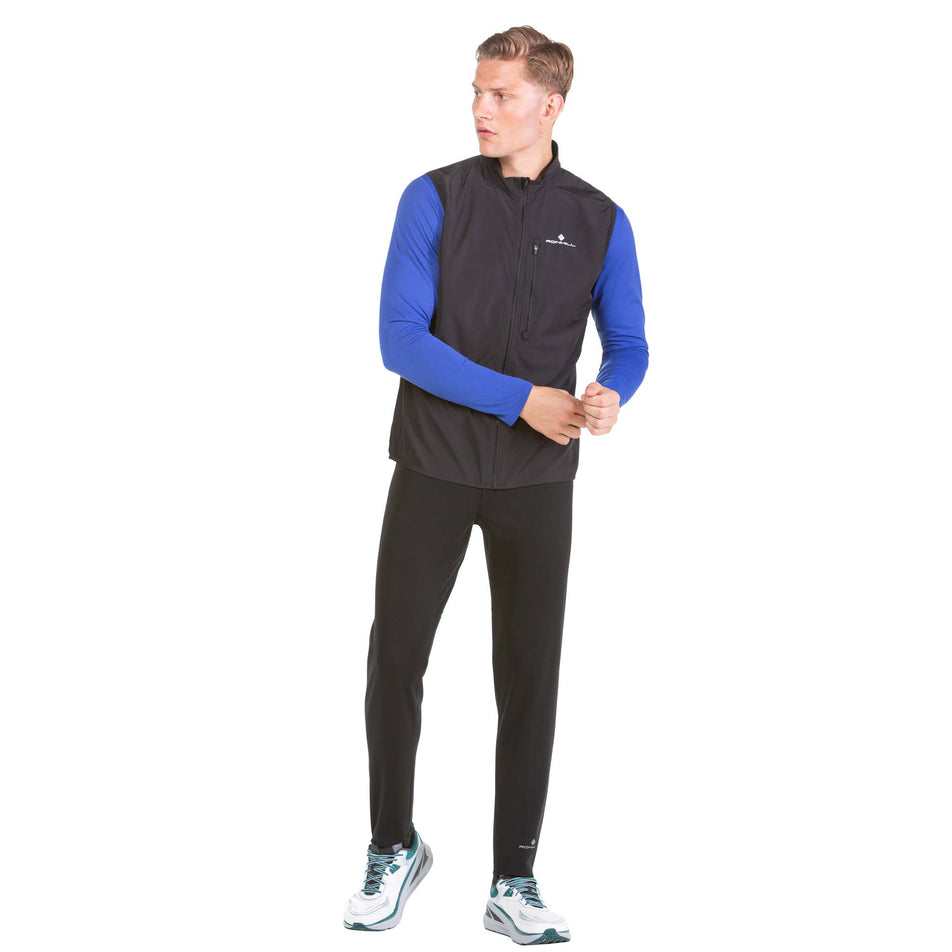 Front view of a model wearing a Ronhill Men's Core Gilet (7308030050466)